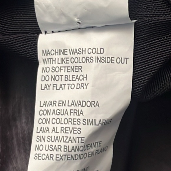 New Fabletics Motion365+ Shine Jumpsuit Black Size XXL/1X Faux Leather Catsuit - Picture 16 of 16